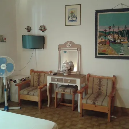 House For Summer Hollidays *